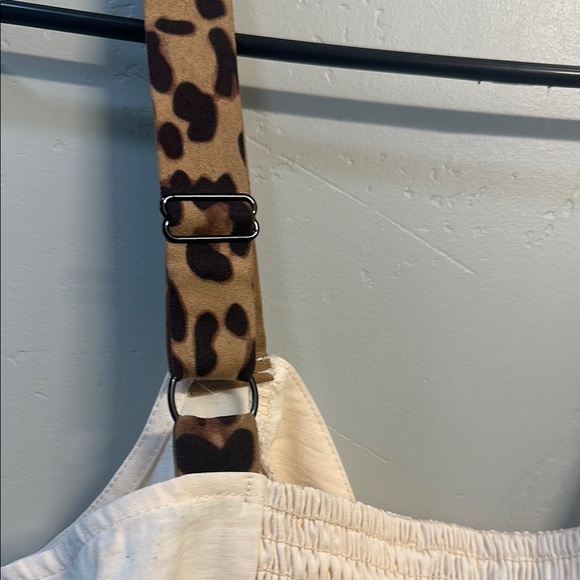 J.O.A. | Just One Answer | Cream Leopard Strap Women's Top - Picture 4 of 6